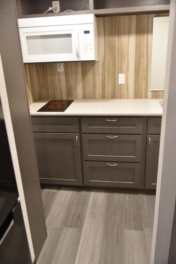 Town Place Studio Apartment Snyder Dış mekan fotoğraf