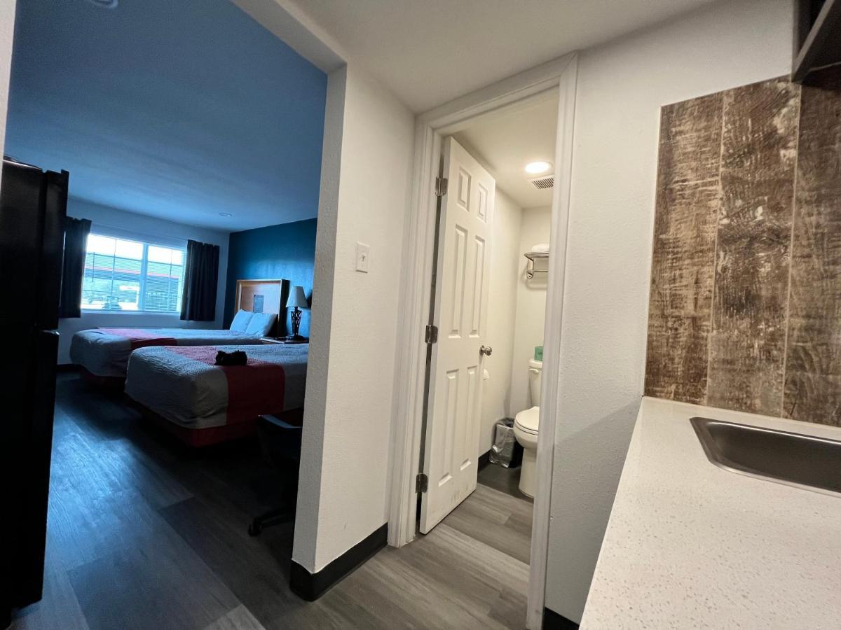 Town Place Studio Apartment Snyder Dış mekan fotoğraf