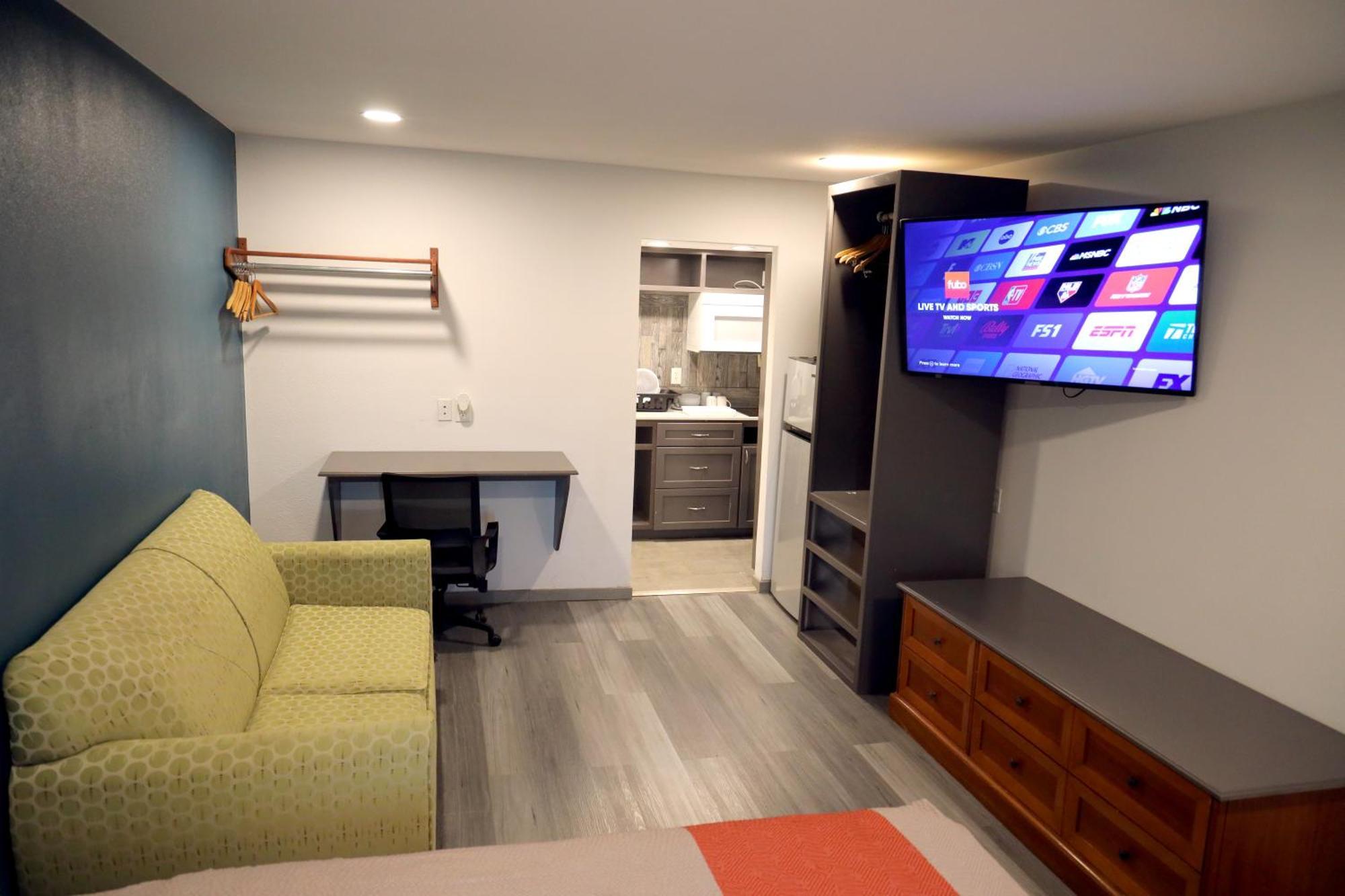 Town Place Studio Apartment Snyder Dış mekan fotoğraf